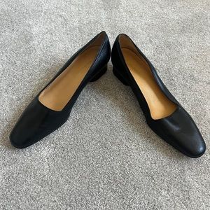 Vintage Ralph Lauren black leather block heels. Size 6.5.